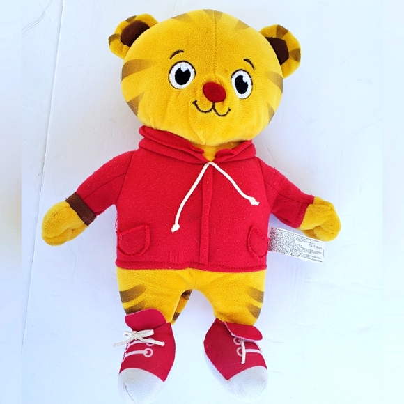 Daniel Tiger Neighborhood Talking Plush Toy!!! - Picture 4 of 8